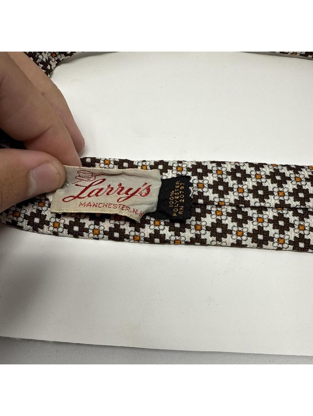 Patterned Neck Tie - Picture 3 of 3